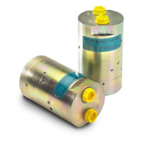 Dual action pressure booster, pipe fitting